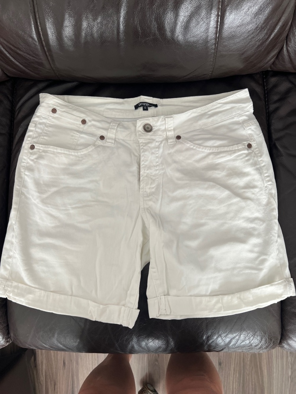 White Women’s Cuffed Denim Shorts - Casual Classic